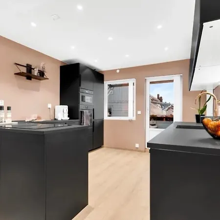 דירה Upgraded 3 Bedroom Apartment, Close To Wc-25 טרונדהיים
