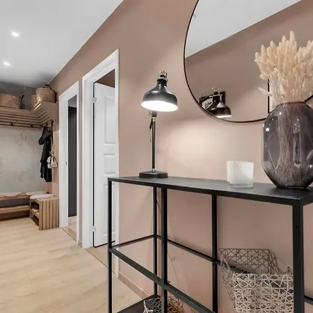 Upgraded 3 Bedroom Apartment, Close To Wc-25 Trondheim
